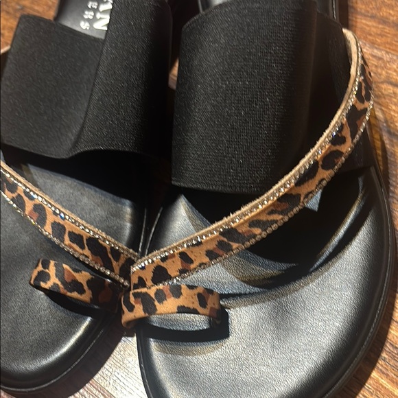 Italian Shoemakers Black and Leopard Women's Sandals. Size 9.5 - Picture 2 of 4